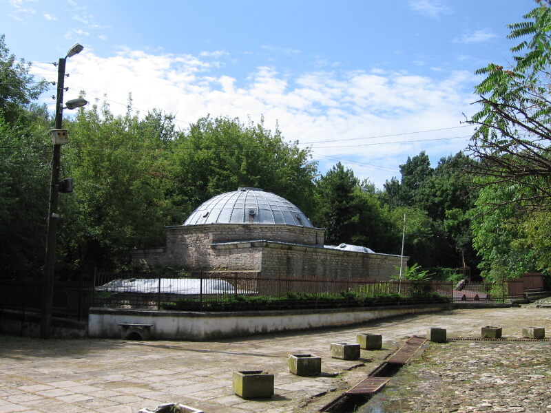 Старата турска баня (хамама), днес превърната в музей