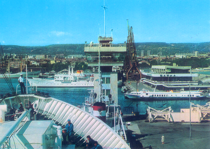 Морската гара, 1975 г.