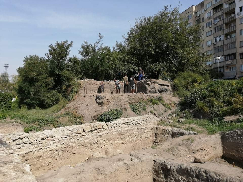 Останки от Алмус